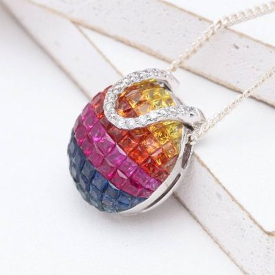 JANICE RAINBOW SAPPHIRE & DIAMOND PENDANT IN 18K GOLD