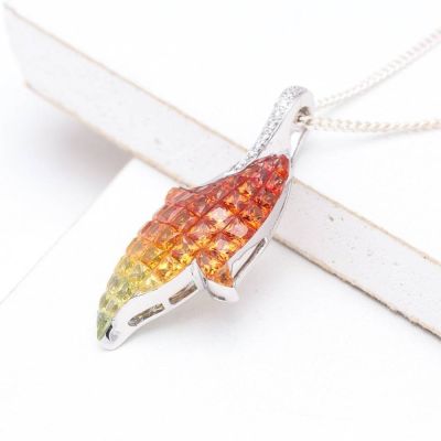 CATHERINE SUNSET SAPPHIRE & DIAMOND PENDANT IN 18K GOLD