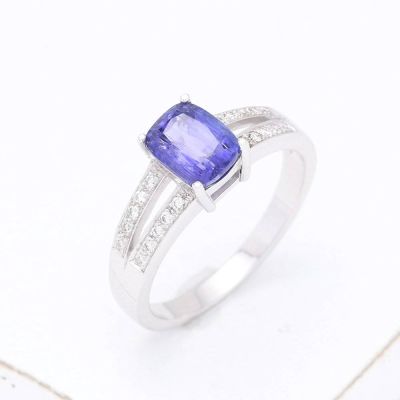 MALORY RARE COLOR CHANGE TANZANITE & DIAMOND RING IN 14K WHITE GOLD - RING SIZE 7.5 by EQUALLI.COM