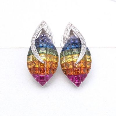 MAYA RAINBOW SAPPHIRE & DIAMOND EARRINGS IN 18K GOLD