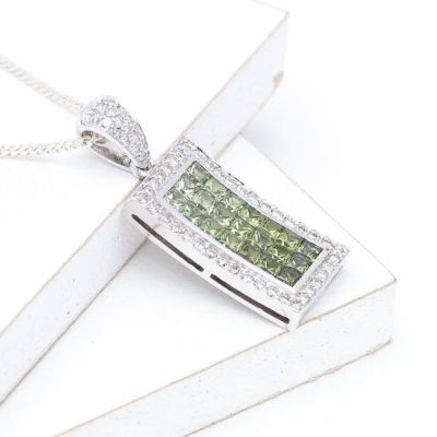 ISABELLE GREEN SAPPHIRE & DIAMOND PENDANT IN 18K GOLD