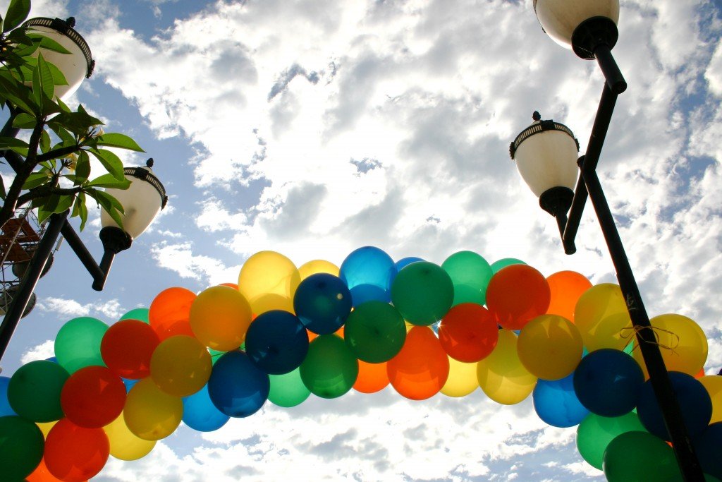 RainbowBalloons