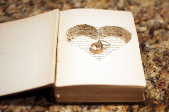 BookRings01